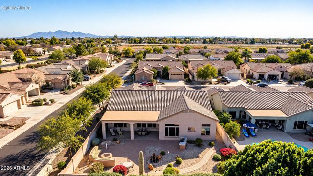 17926 W GRISWOLD Road, Waddell, AZ 85355