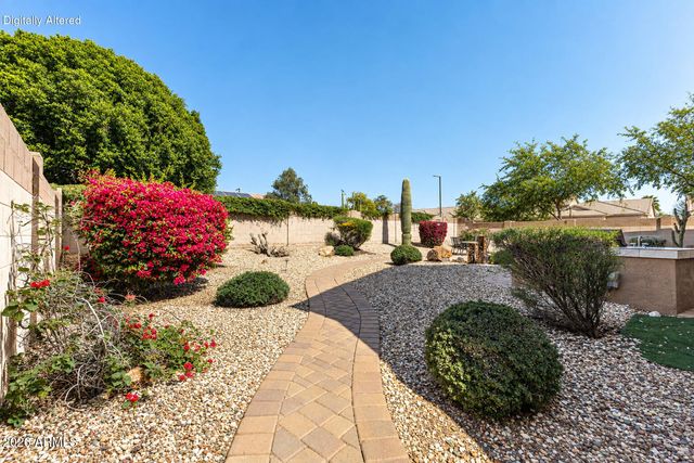 17926 W GRISWOLD Road, Waddell, AZ 85355