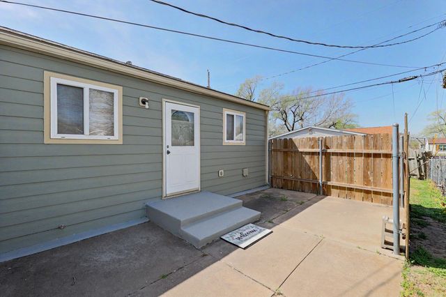2449 N Derrick, Wichita, KS 67219