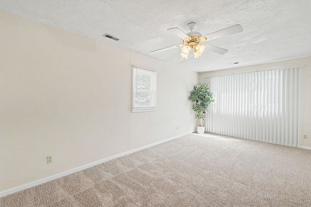 2449 N Derrick, Wichita, KS 67219