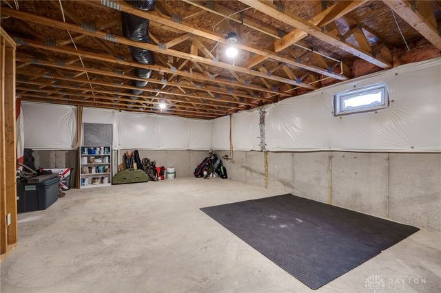 137 Hawkins Court, Germantown, OH 45327