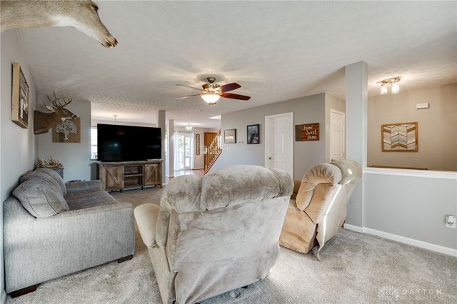 137 Hawkins Court, Germantown, OH 45327