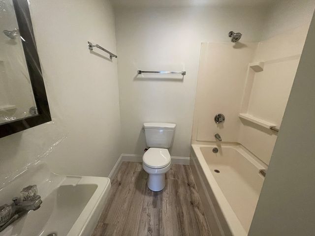 130 Marlborough St 8, Boston, MA 02116