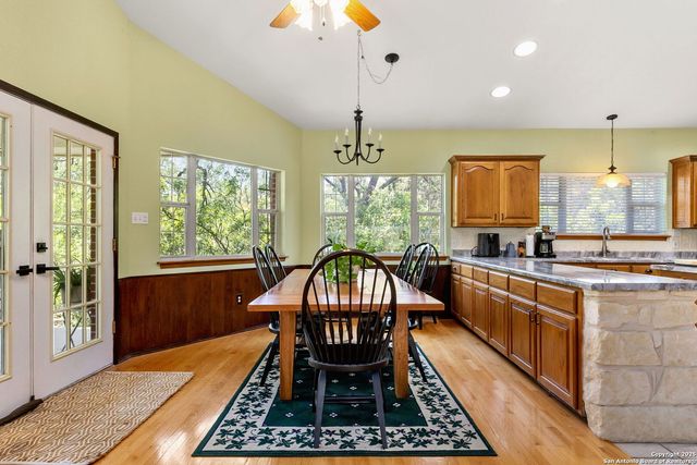 585 Fawnwood, New Braunfels, TX 78132