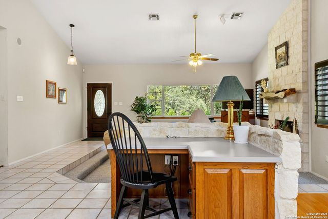 585 Fawnwood, New Braunfels, TX 78132