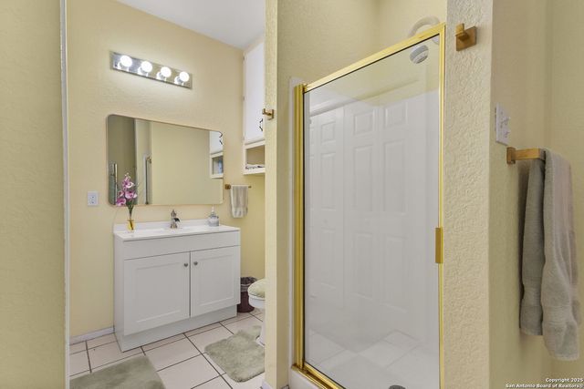 585 Fawnwood, New Braunfels, TX 78132