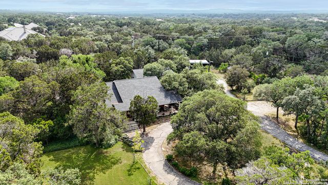 585 Fawnwood, New Braunfels, TX 78132