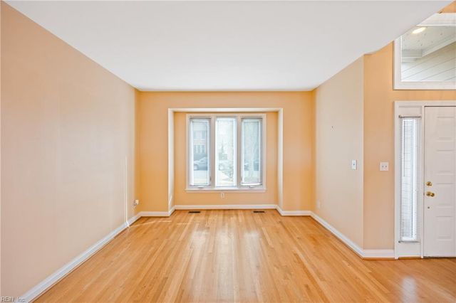 3532 Colmar QTR, Norfolk, VA 23509