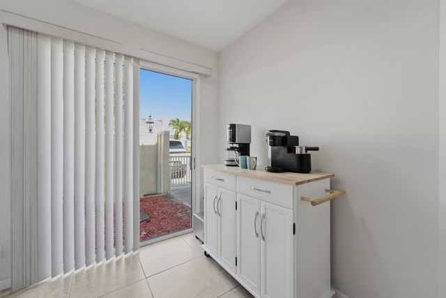 6207 Riverwalk Lane 5, Jupiter, FL 33458
