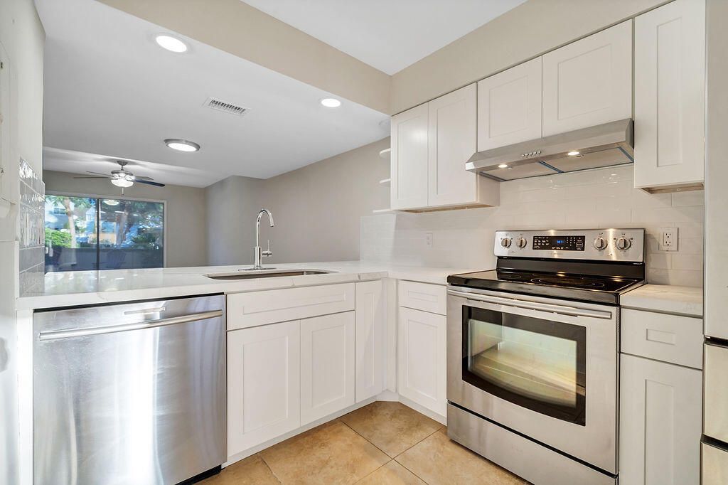 6207 Riverwalk Lane 5, Jupiter, FL 33458