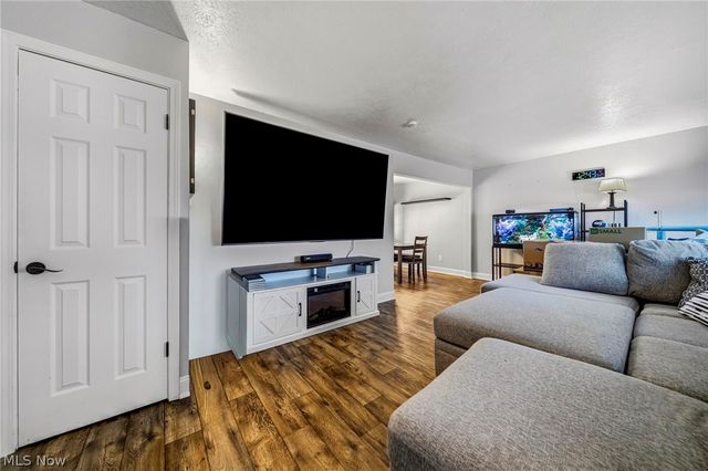 1218 E 346th Street, Eastlake, OH 44095