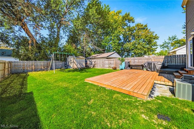 1218 E 346th Street, Eastlake, OH 44095