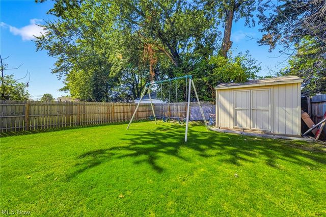 1218 E 346th Street, Eastlake, OH 44095