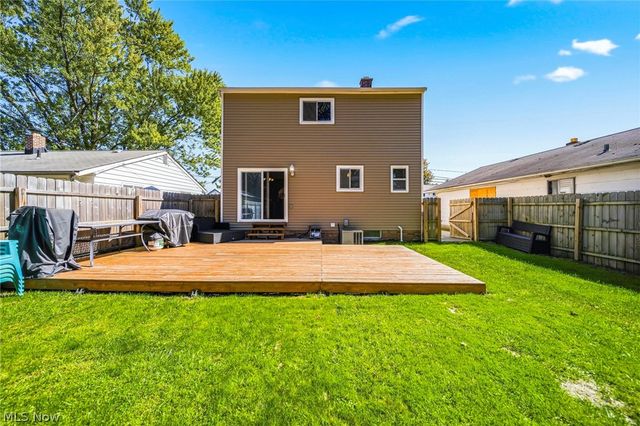 1218 E 346th Street, Eastlake, OH 44095