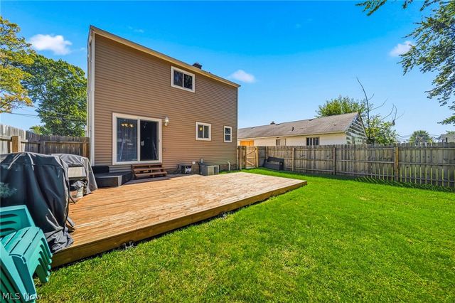 1218 E 346th Street, Eastlake, OH 44095