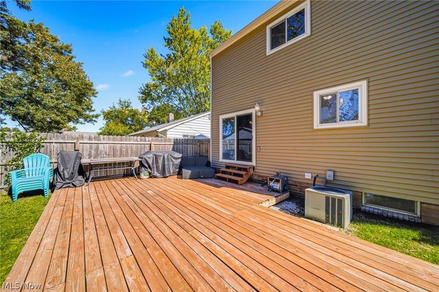 1218 E 346th Street, Eastlake, OH 44095