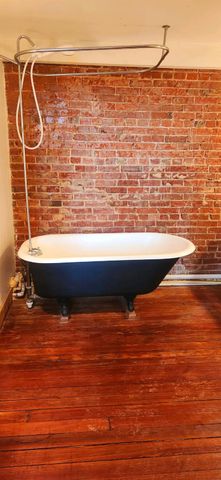301 Main ST, Smithville, TX 78957