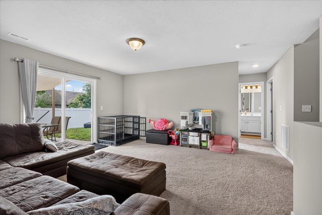 818 Strauss Court, Greenville, MI 48838