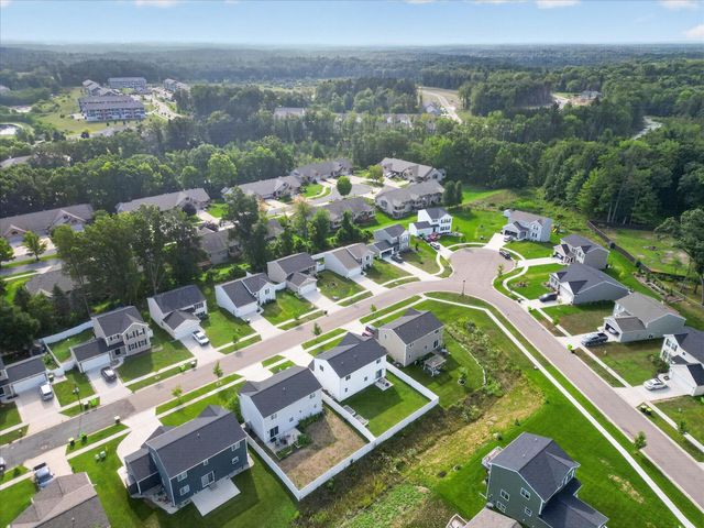 818 Strauss Court, Greenville, MI 48838