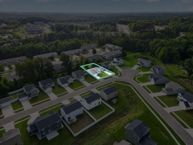 818 Strauss Court, Greenville, MI 48838