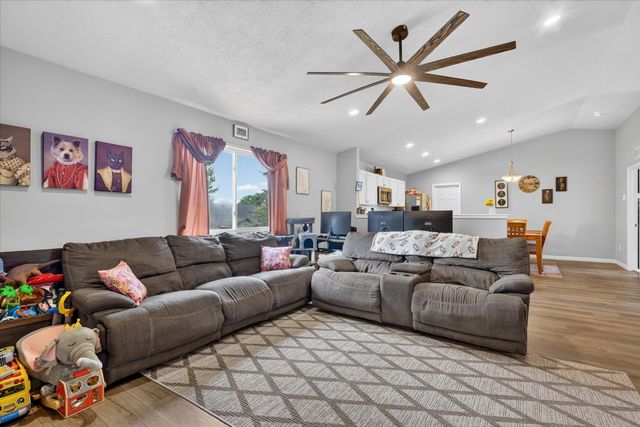 818 Strauss Court, Greenville, MI 48838