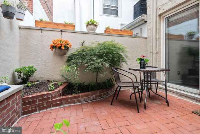 143 FITZWATER ST, Philadelphia, PA 19147