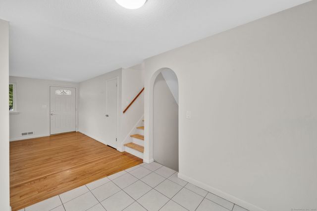 20 Robert Drive, South Windsor, CT 06074