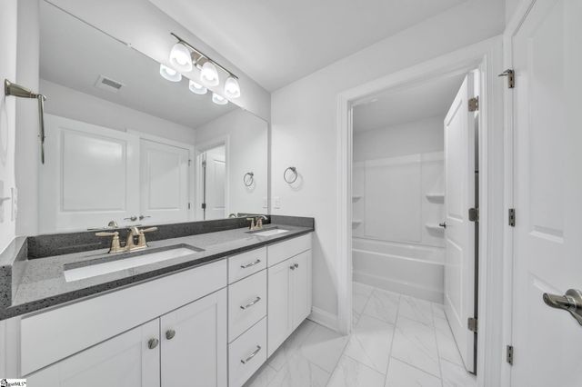 8 Belterra Drive, Simpsonville, SC 29681