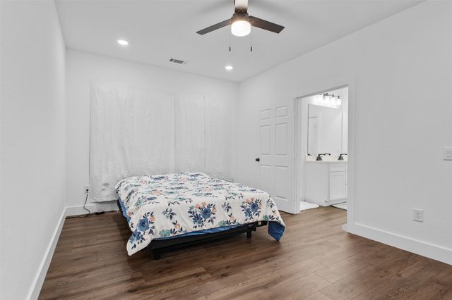 809 Truelove Street, Gainesville, TX 76240