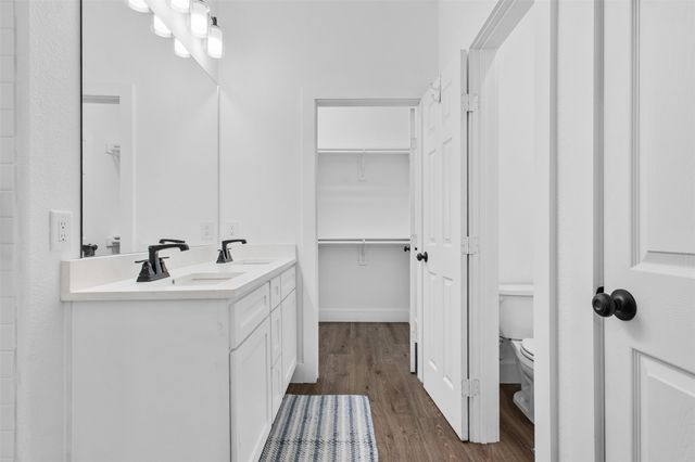 809 Truelove Street, Gainesville, TX 76240