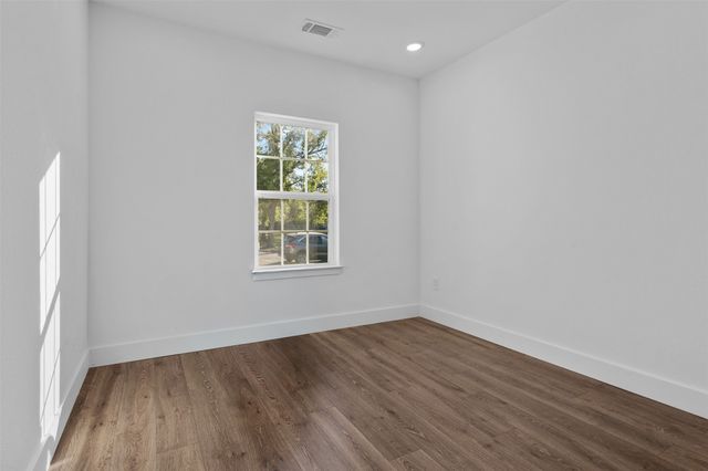 809 Truelove Street, Gainesville, TX 76240