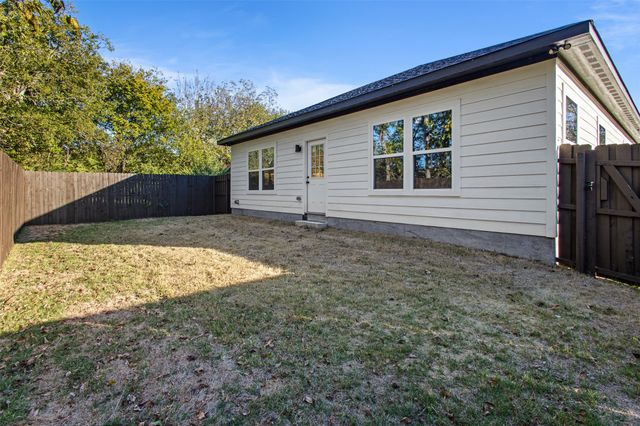 809 Truelove Street, Gainesville, TX 76240