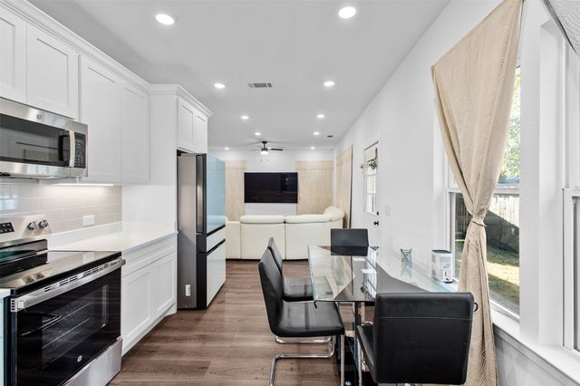 809 Truelove Street, Gainesville, TX 76240