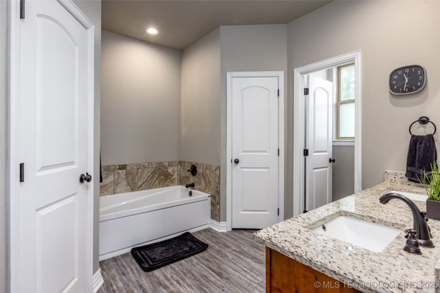 7245 Wilson Road, Durant, OK 74701