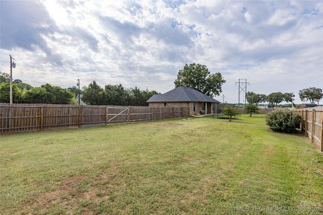 7245 Wilson Road, Durant, OK 74701