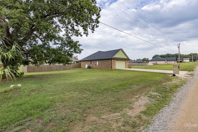 7245 Wilson Road, Durant, OK 74701