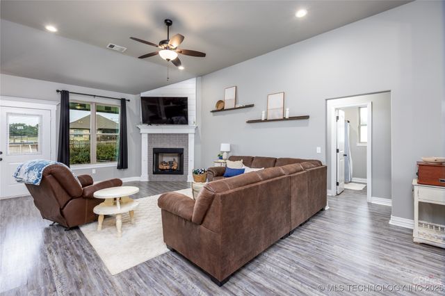 7245 Wilson Road, Durant, OK 74701