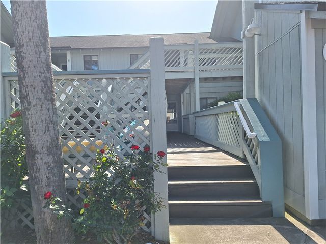100 Blair Road C-3, St Simons Island, GA 31522