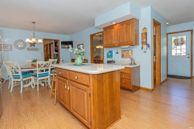 1531 Kings Bridge Road, Evansville, IN 47725