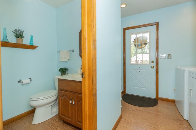 1531 Kings Bridge Road, Evansville, IN 47725