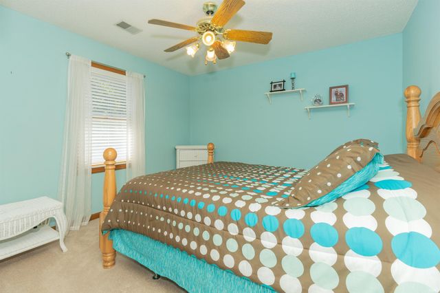 1531 Kings Bridge Road, Evansville, IN 47725