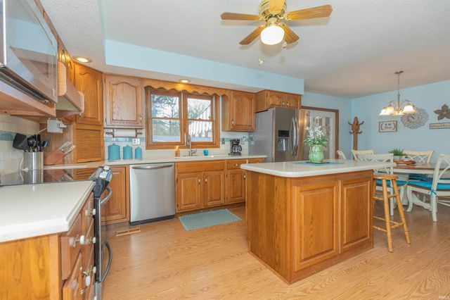 1531 Kings Bridge Road, Evansville, IN 47725
