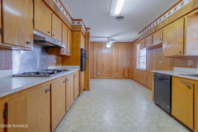 1014 N 8th Street, Eunice, LA 70535