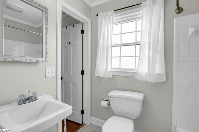 717 Richbourg Road, Greenville, SC 29615