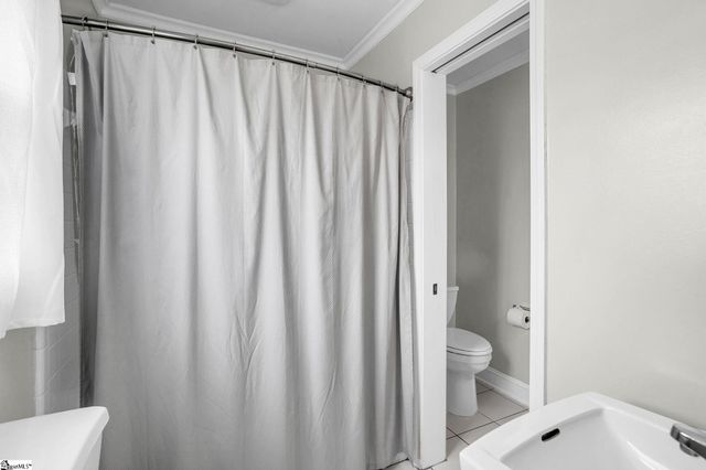 717 Richbourg Road, Greenville, SC 29615