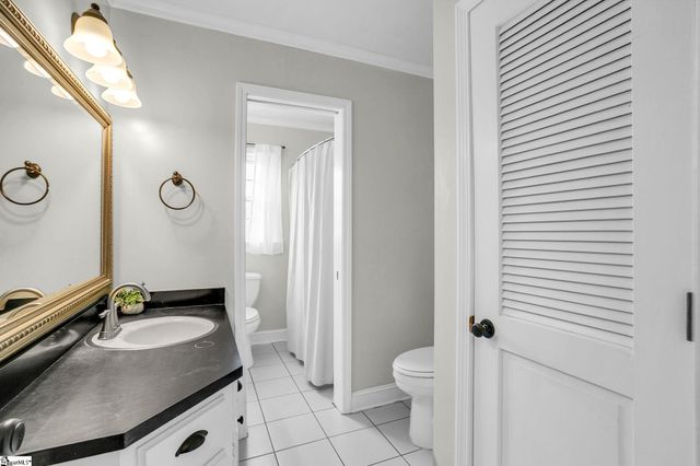 717 Richbourg Road, Greenville, SC 29615