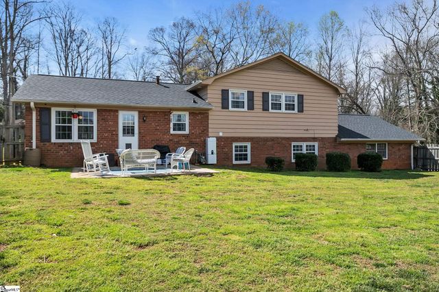 717 Richbourg Road, Greenville, SC 29615