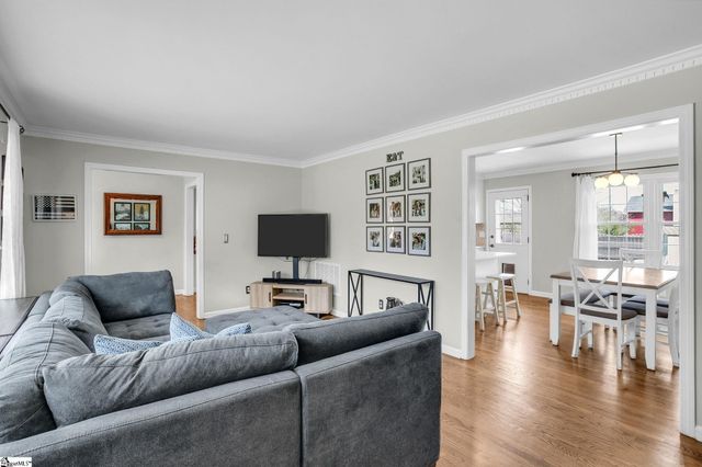 717 Richbourg Road, Greenville, SC 29615