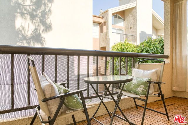 5510 Owensmouth Avenue 218, Woodland Hills (los Angeles), CA 91367