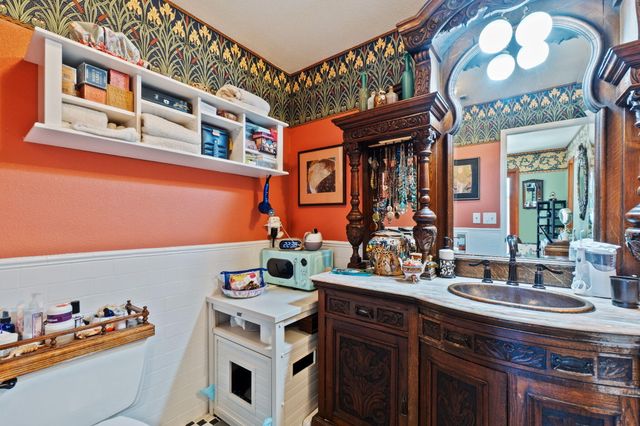 15553 Middletown Park Drive, Redding, CA 96001